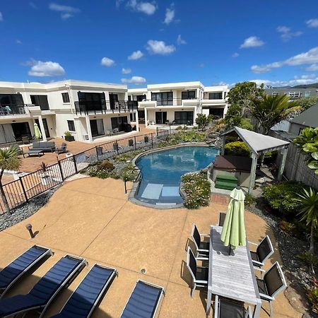 Ocean Breeze Resort Pauanui Buitenkant foto