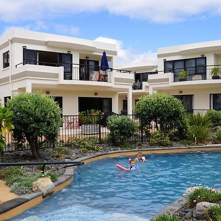 Ocean Breeze Resort Pauanui Buitenkant foto