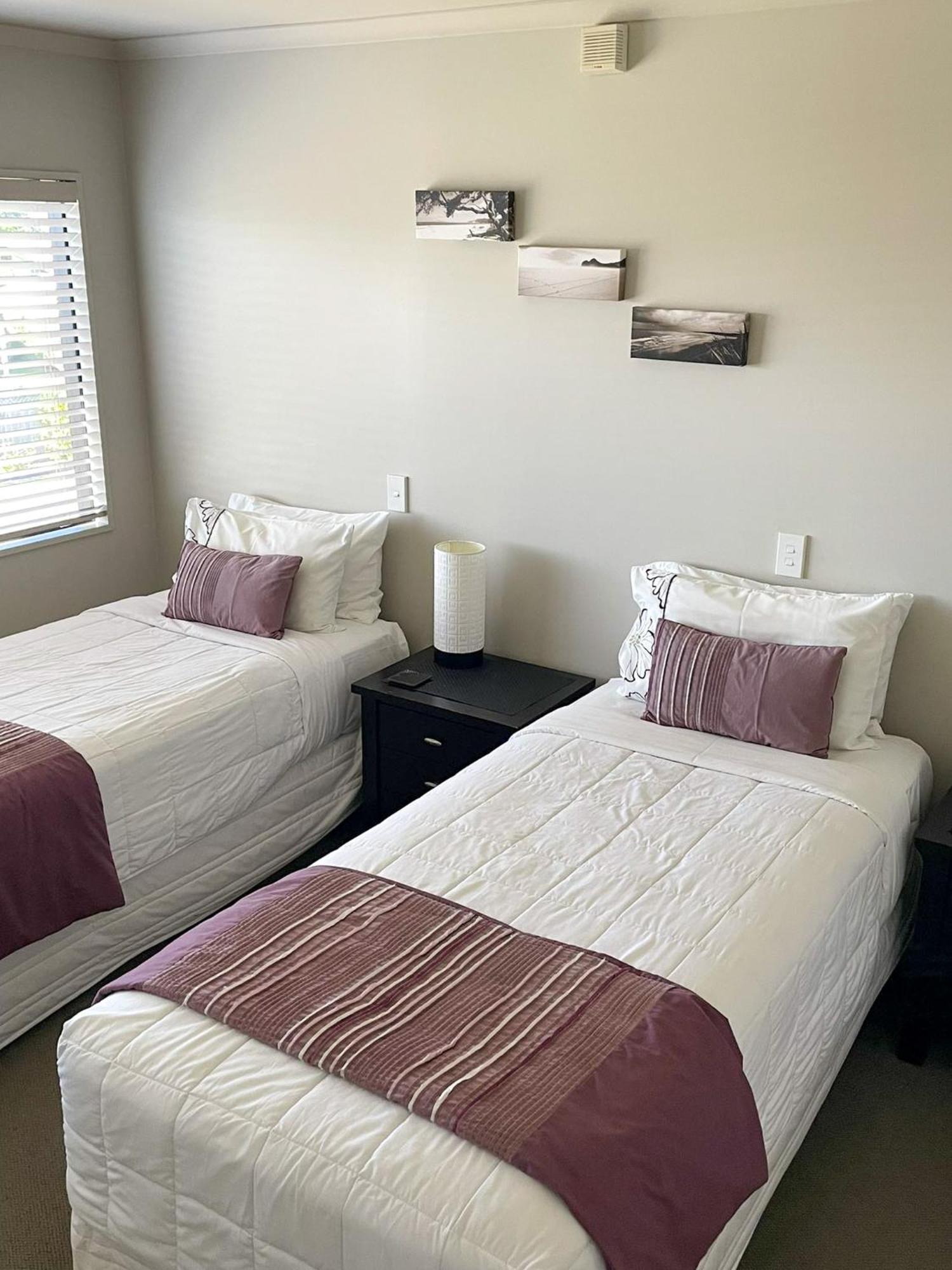 Ocean Breeze Resort Pauanui Buitenkant foto