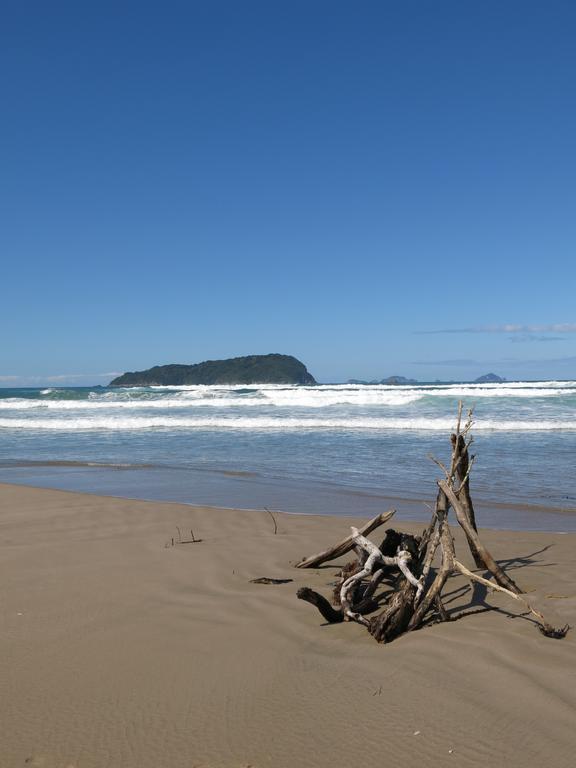 Ocean Breeze Resort Pauanui Buitenkant foto