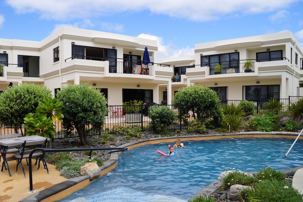 Ocean Breeze Resort Pauanui Buitenkant foto